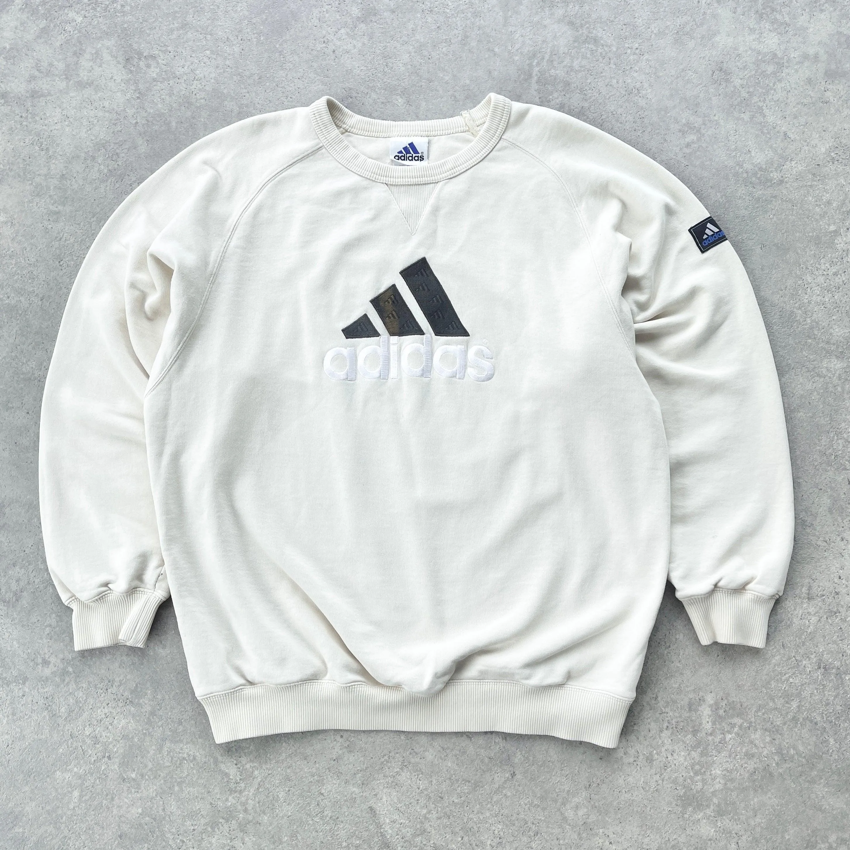 Adidas 1990s heavyweight embroidered sweatshirt (L)